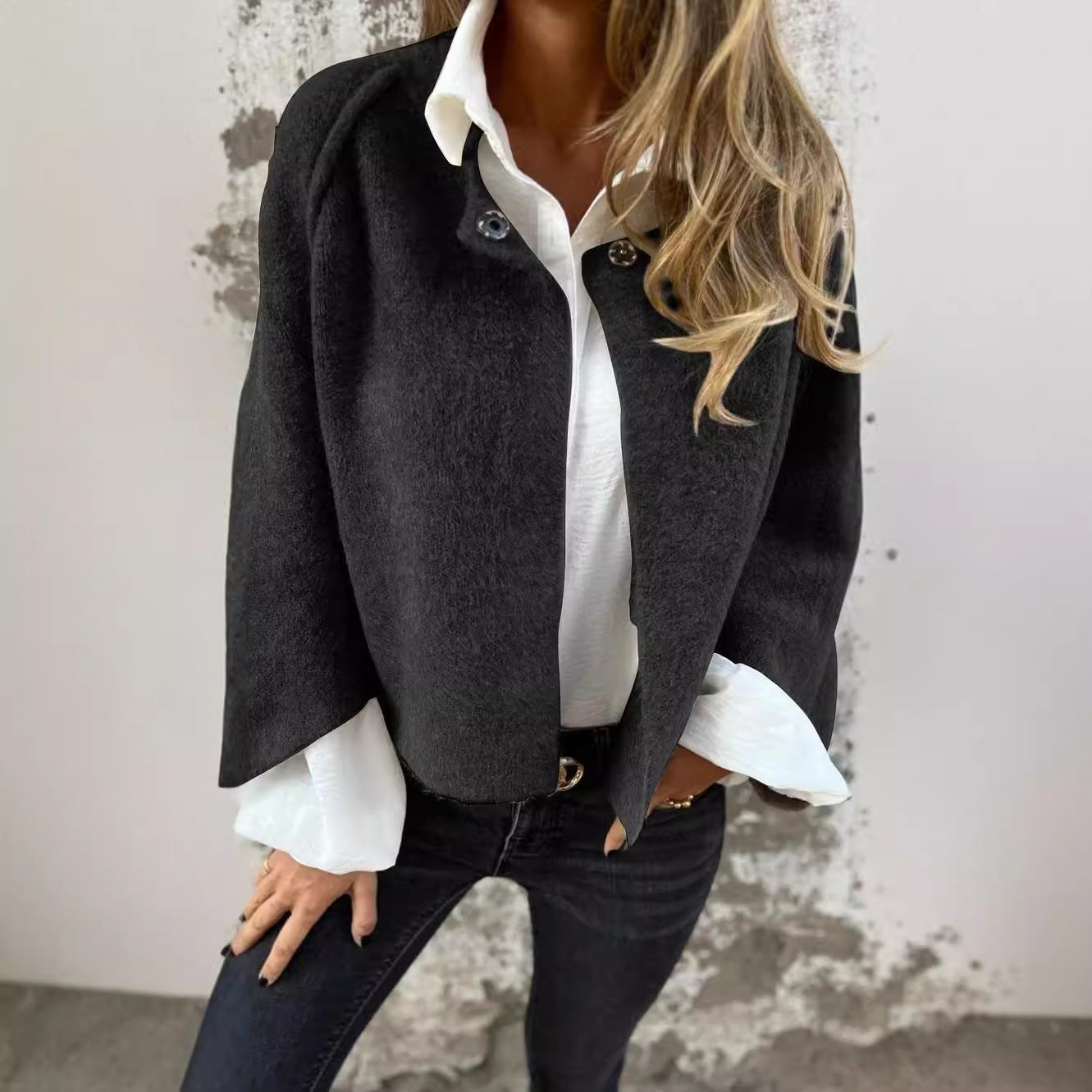 Loose Fit Cashmere Long Sleeve Jacket