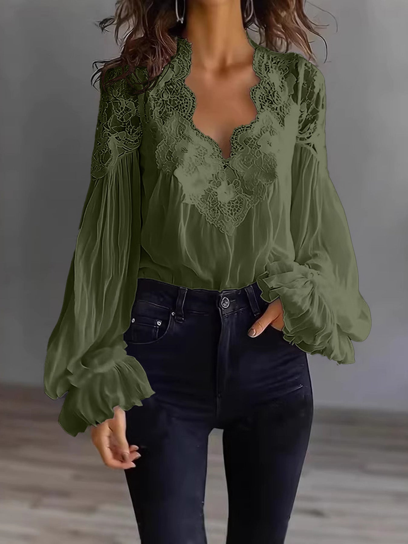 Lace Patchwork Puff Sleeve Pleated Blouse