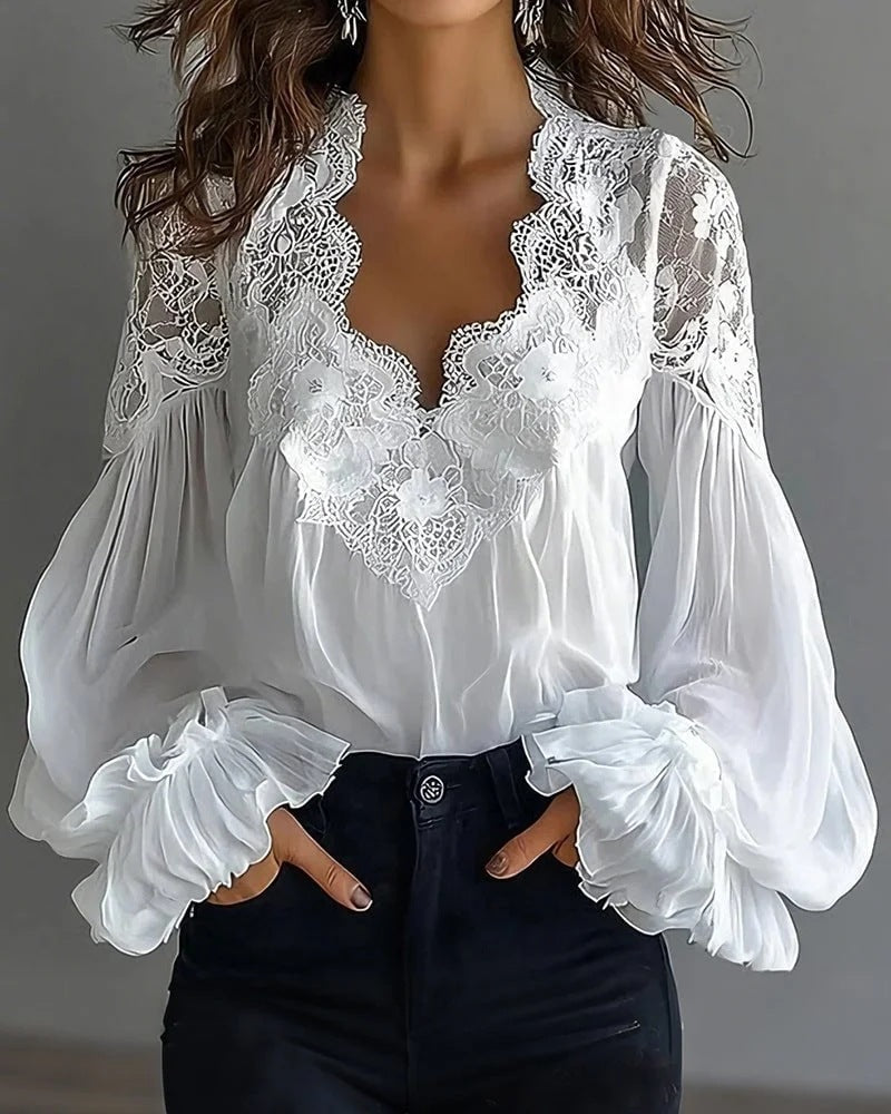 Lace Patchwork Puff Sleeve Pleated Blouse
