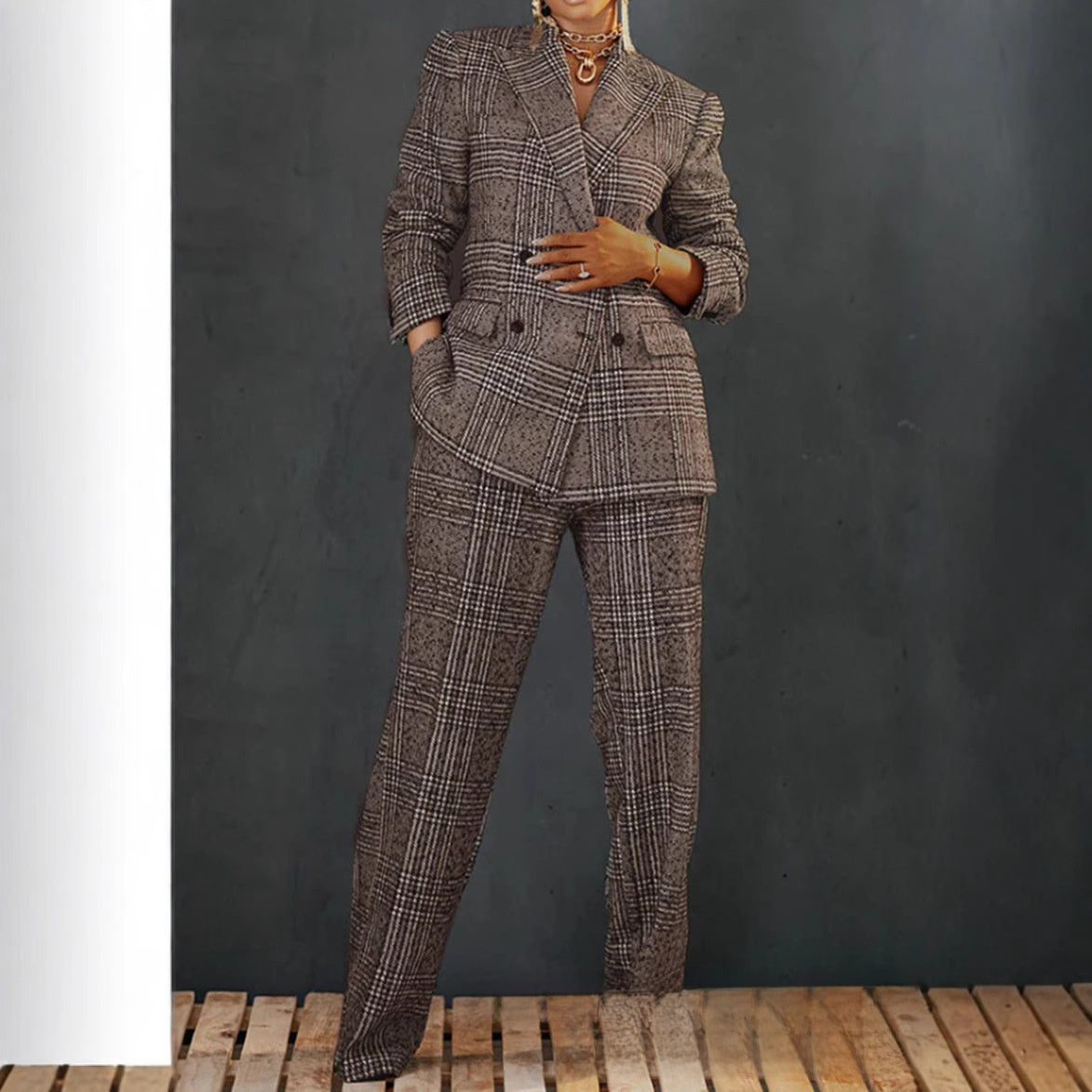 Women's plaid jacket pants