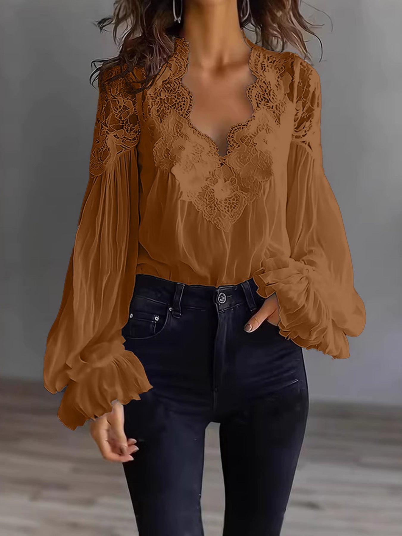 Lace Patchwork Puff Sleeve Pleated Blouse