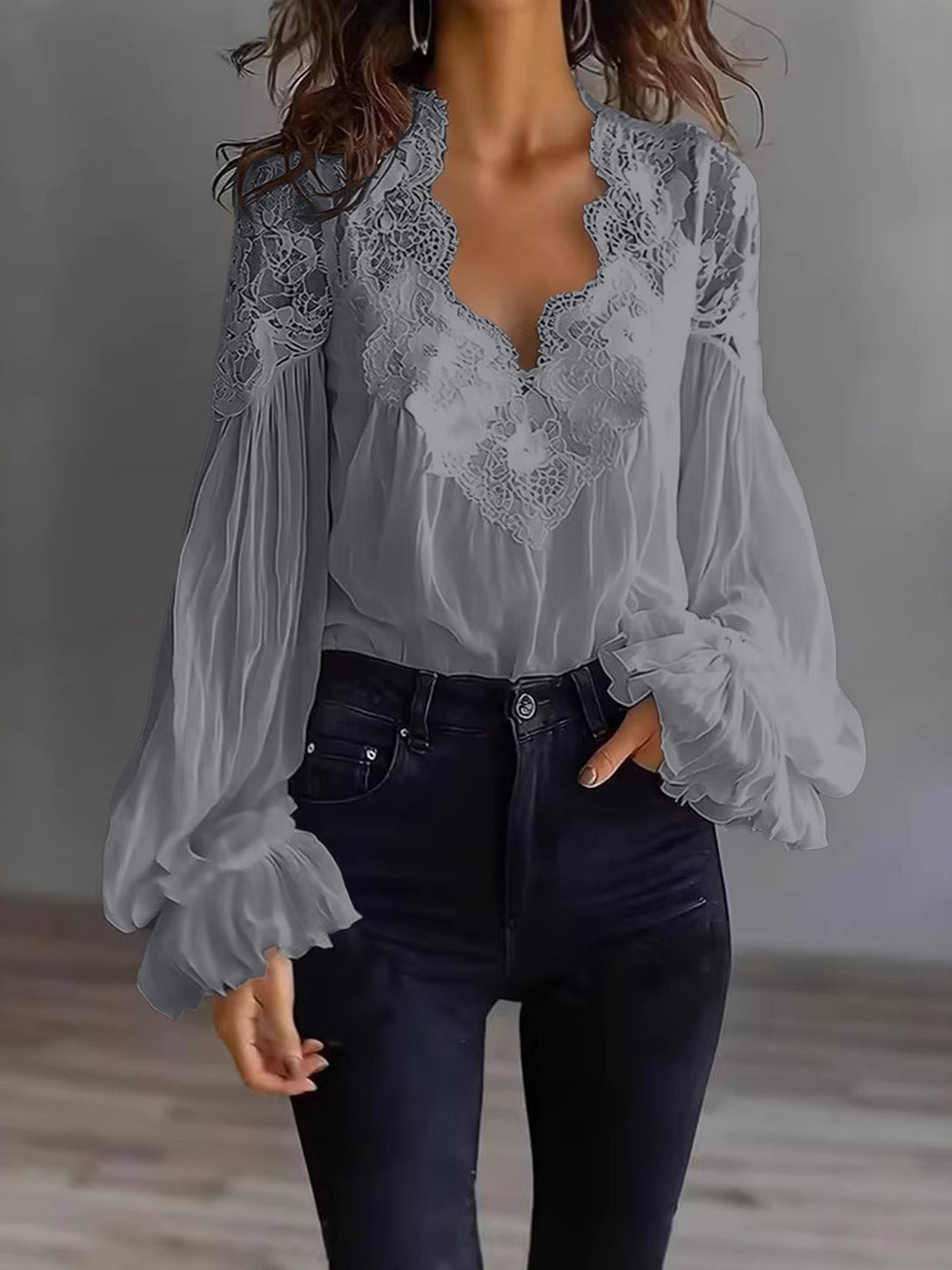 Lace Patchwork Puff Sleeve Pleated Blouse